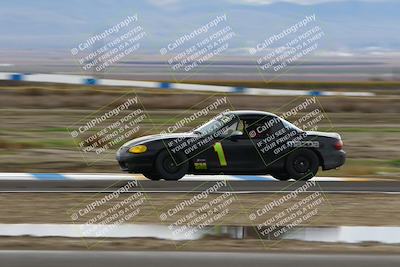 media/Nov-16-2025-CalClub SCCA (Sun) [[2975c16dfc]]/Group 4/Turn 1/